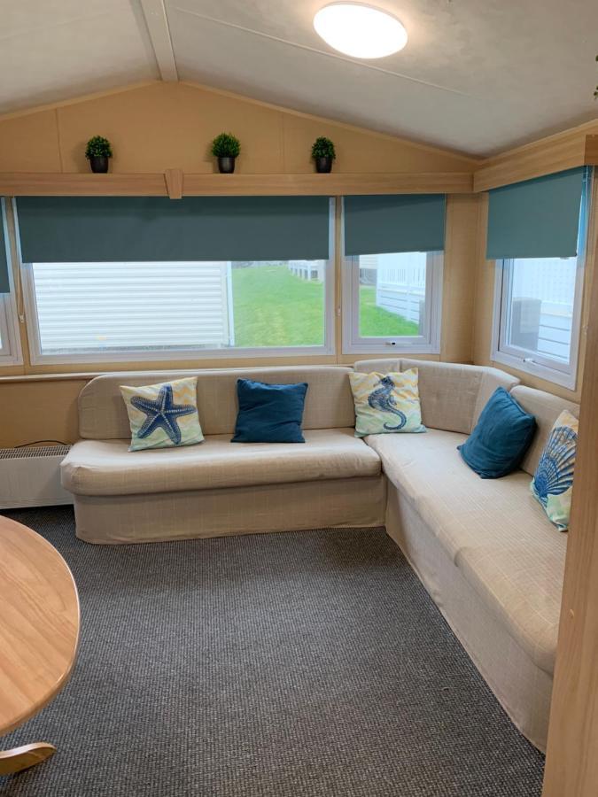 Отель Newquay Bay Porth Caravan Экстерьер фото